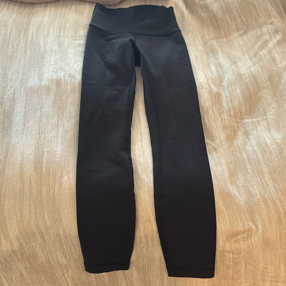 Lululemon Wunder Under EUC